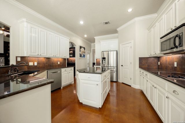 2628 Wild Cat Roost, New Braunfels, TX 78132