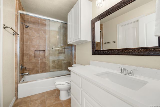 2628 Wild Cat Roost, New Braunfels, TX 78132