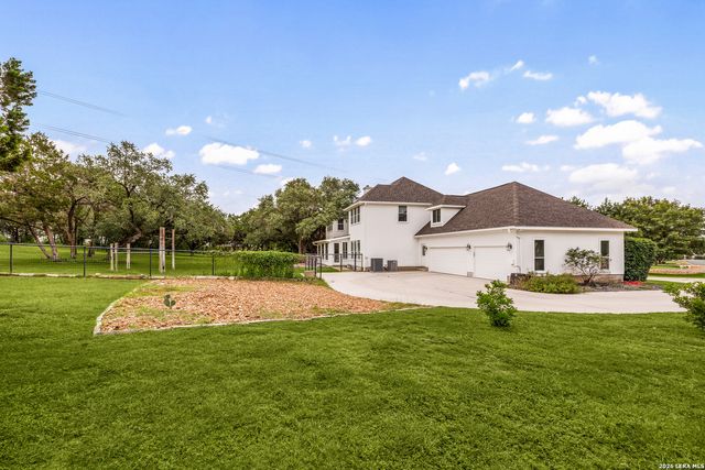 2628 Wild Cat Roost, New Braunfels, TX 78132