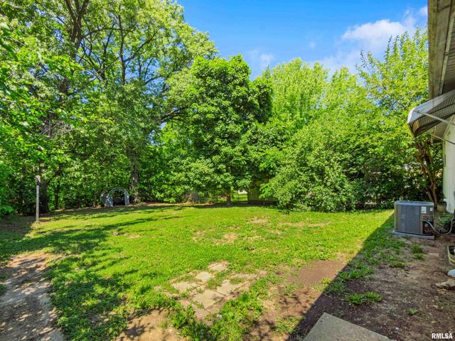 339 MARIA Street, East Peoria, IL 61611