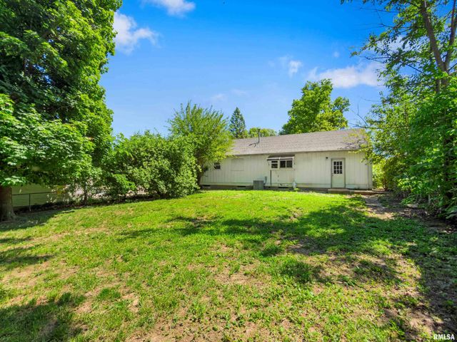 339 MARIA Street, East Peoria, IL 61611