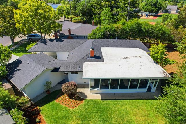 120 Hilow Court, Los Gatos, CA 95032