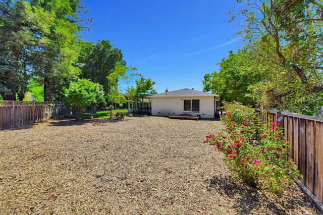 120 Hilow Court, Los Gatos, CA 95032