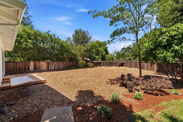 120 Hilow Court, Los Gatos, CA 95032