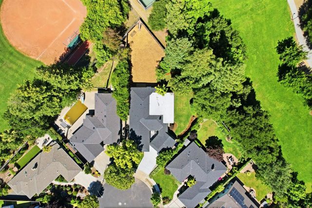 120 Hilow Court, Los Gatos, CA 95032