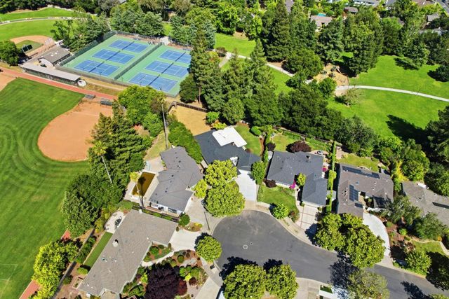 120 Hilow Court, Los Gatos, CA 95032