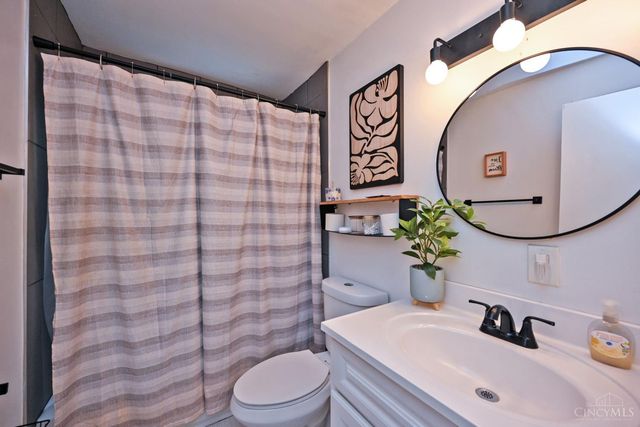 3143 Saffer Street, Cincinnati, OH 45211