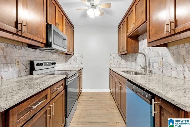 3101 Lorna Rd Apt 1714, Hoover, AL 35216