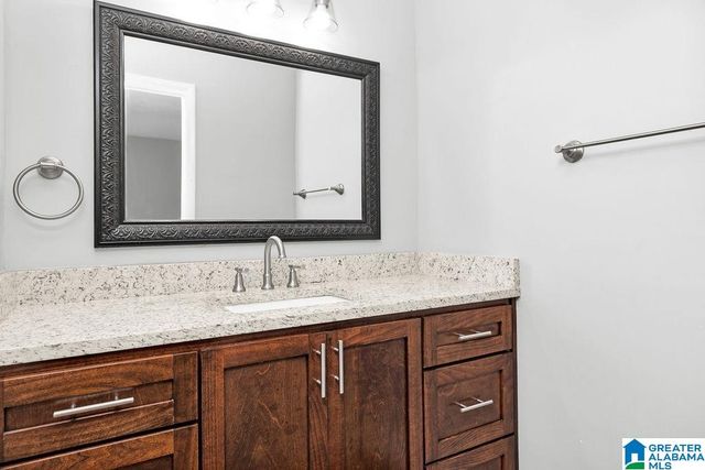 3101 Lorna Rd Apt 1714, Hoover, AL 35216