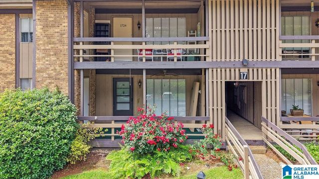 3101 Lorna Rd Apt 1714, Hoover, AL 35216