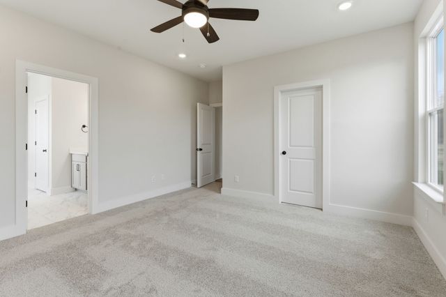 1425 Charles Drive, Chapel Hill, TN 37034