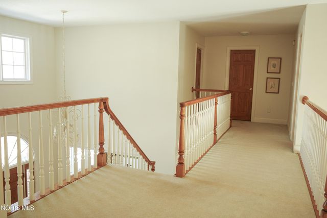 26250 W River Road, Perrysburg, OH 43551