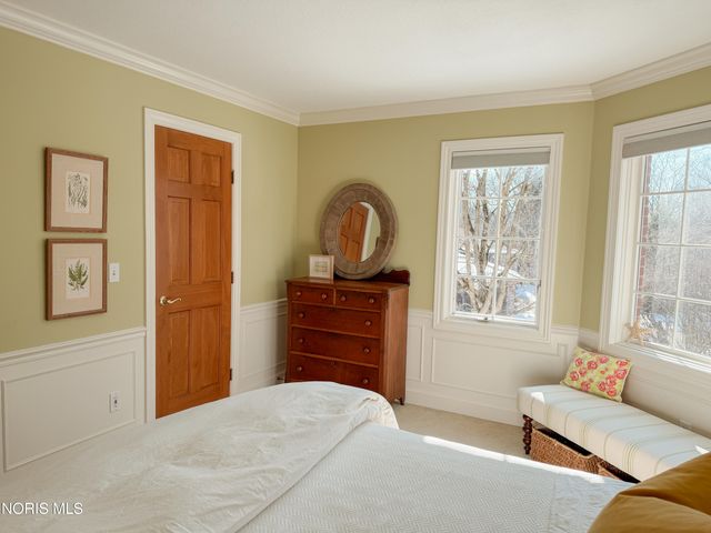 26250 W River Road, Perrysburg, OH 43551