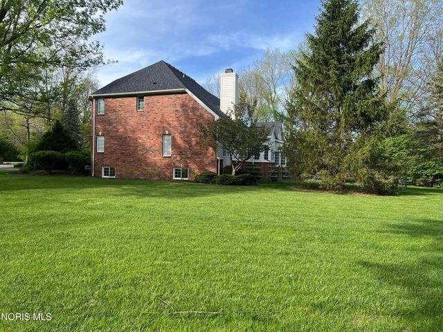 26250 W River Road, Perrysburg, OH 43551
