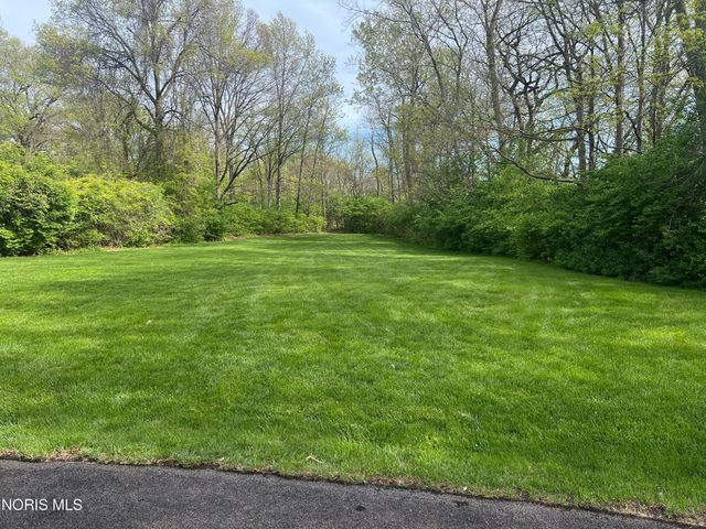 26250 W River Road, Perrysburg, OH 43551