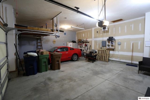 13612 Leona Lane, Bellevue, NE 68123