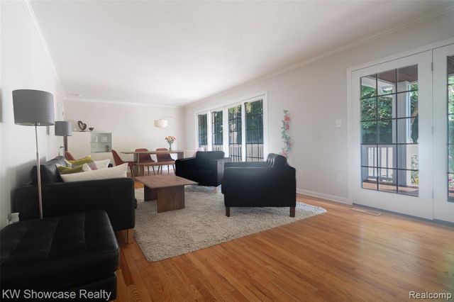 7000 Pebblecreek Road, West Bloomfield, MI 48322