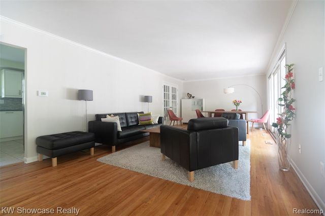7000 Pebblecreek Road, West Bloomfield, MI 48322