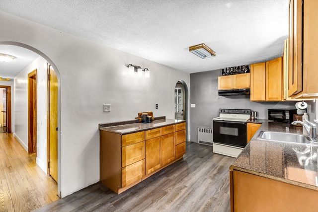 59 Kulig Street, Springfield, MA 01104