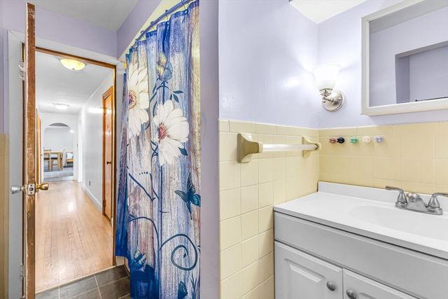 59 Kulig Street, Springfield, MA 01104