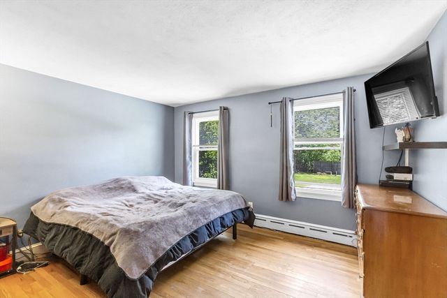 59 Kulig Street, Springfield, MA 01104