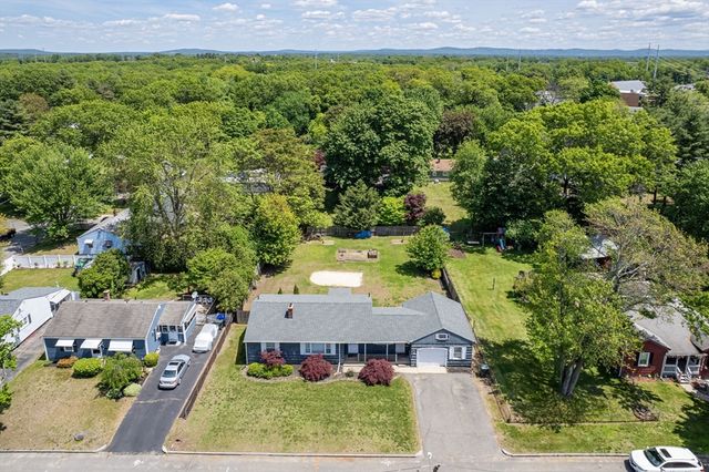 59 Kulig Street, Springfield, MA 01104