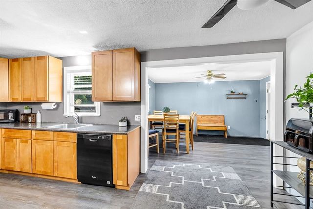 59 Kulig Street, Springfield, MA 01104