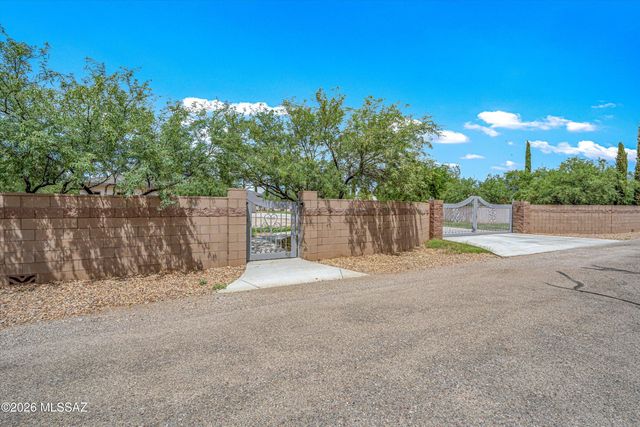 4647 E Rail North Road, Tucson, AZ 85739