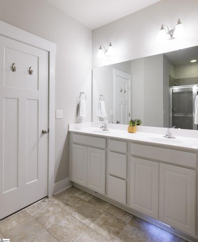 15 Creekhaven Lane, Taylors, SC 29687