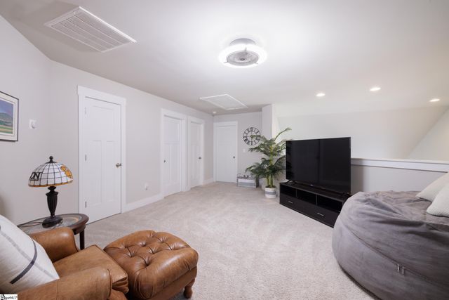 15 Creekhaven Lane, Taylors, SC 29687