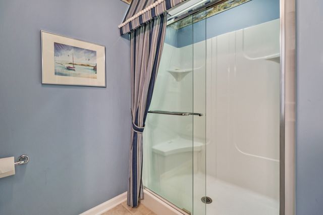 44 Inwood Ct, Crossville, TN 38558