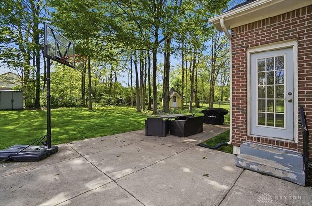 3142 Seton Hill Drive, Bellbrook, OH 45305