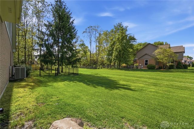 3142 Seton Hill Drive, Bellbrook, OH 45305