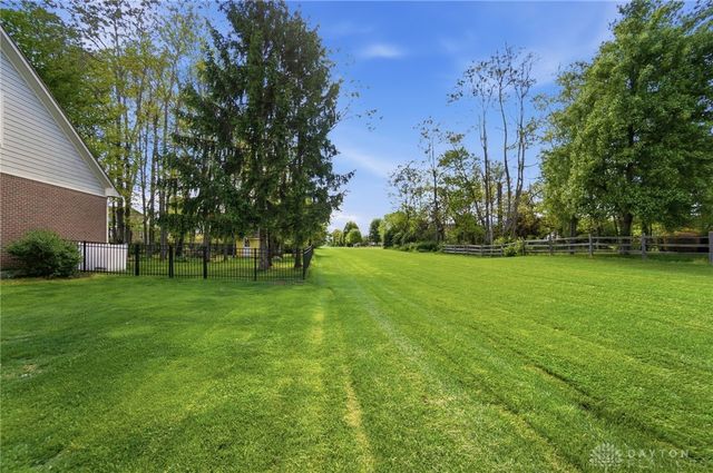 3142 Seton Hill Drive, Bellbrook, OH 45305