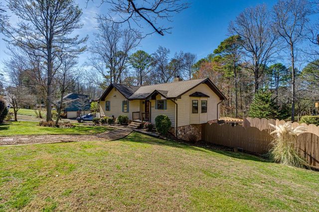1819 Pine Needles Trail, Chattanooga, TN 37421