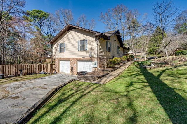 1819 Pine Needles Trail, Chattanooga, TN 37421