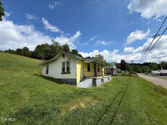 21538 Benhams Road, Bristol, VA 24202
