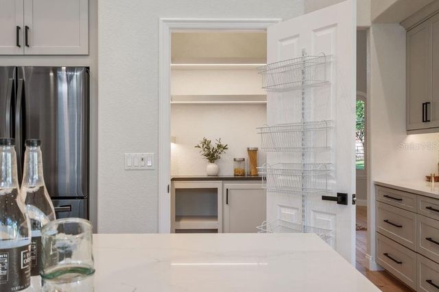 3868 HUNTERS ISLE DR, Orlando, FL 32837