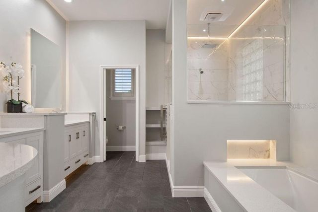 3868 HUNTERS ISLE DR, Orlando, FL 32837