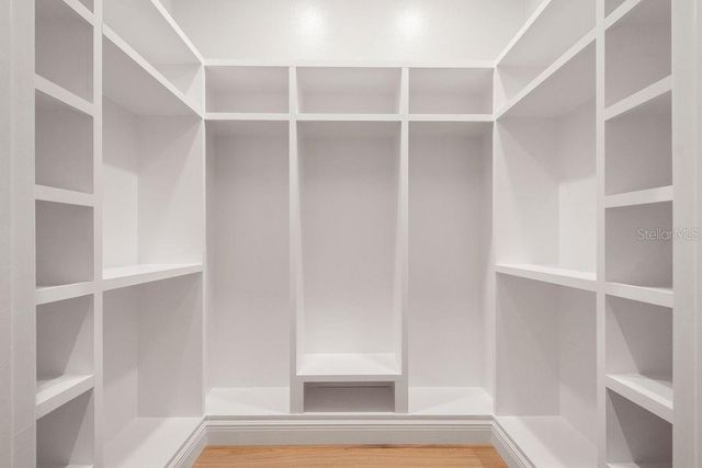 3868 HUNTERS ISLE DR, Orlando, FL 32837