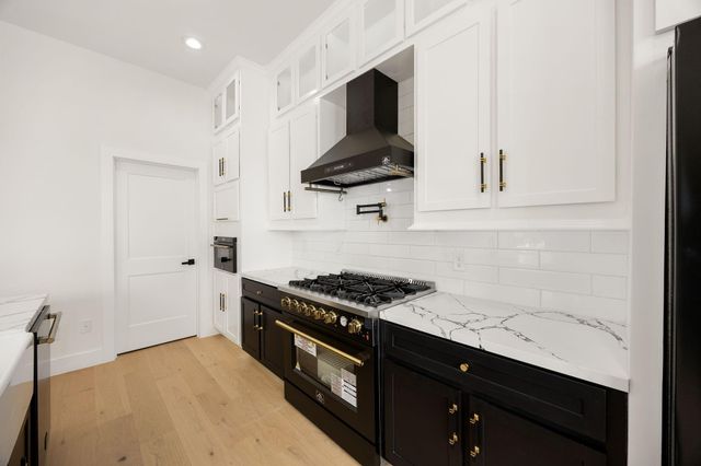 1716 Erin Street, Houston, TX 77009