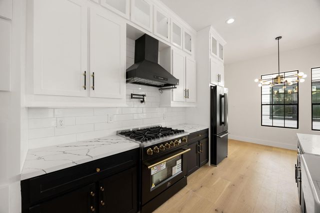 1716 Erin Street, Houston, TX 77009