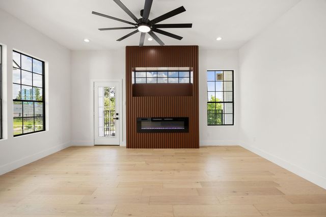 1716 Erin Street, Houston, TX 77009