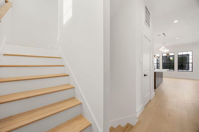 1716 Erin Street, Houston, TX 77009