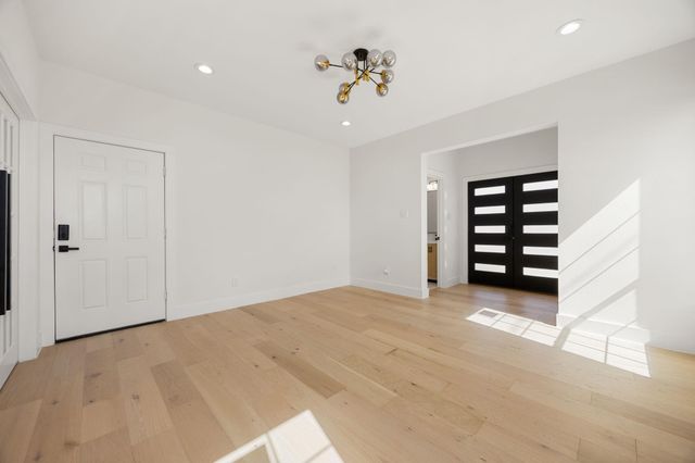1716 Erin Street, Houston, TX 77009