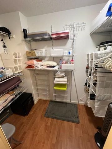 16570 NE 26th Ave 4A, North Miami Beach, FL 33160