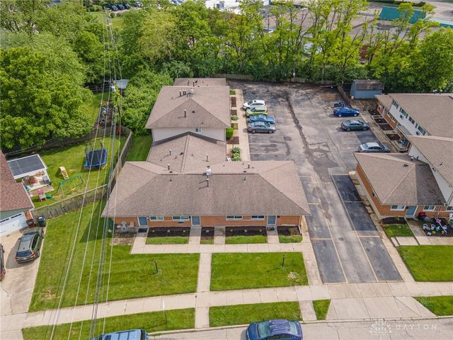 2648 Parklawn Drive, Kettering, OH 45440