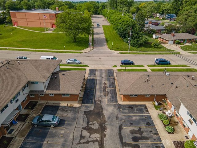 2648 Parklawn Drive, Kettering, OH 45440