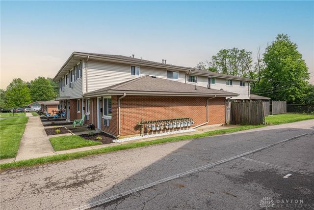2648 Parklawn Drive, Kettering, OH 45440