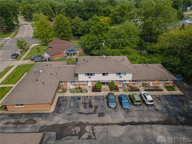 2648 Parklawn Drive, Kettering, OH 45440